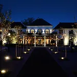 Boutique & Brasserie De Heerlyckheid Hotel