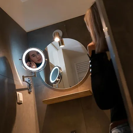 Boutique & Brasserie De Heerlyckheid