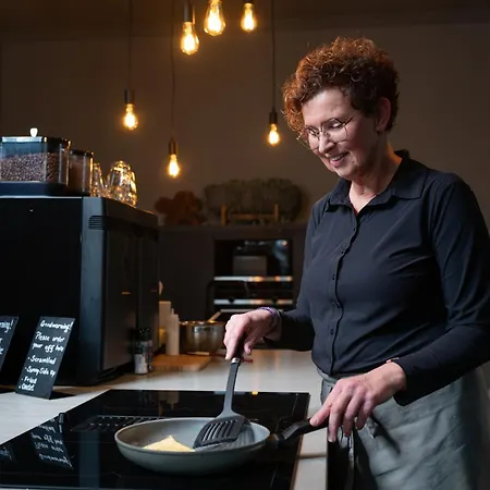 Boutique & Brasserie De Heerlyckheid Hotel