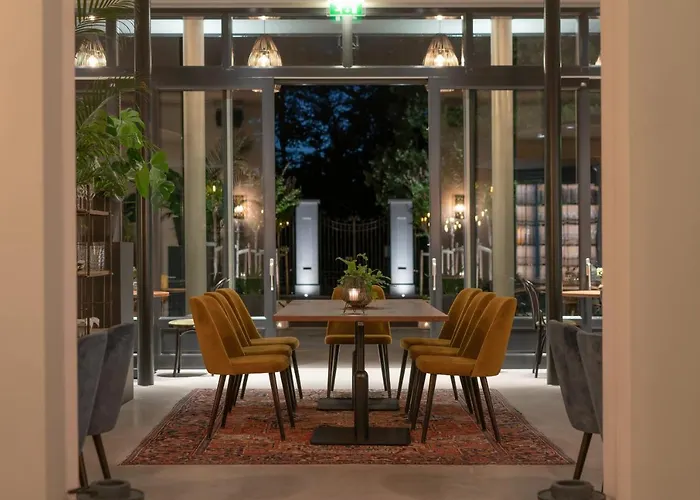 Boutique & Brasserie De Heerlyckheid *