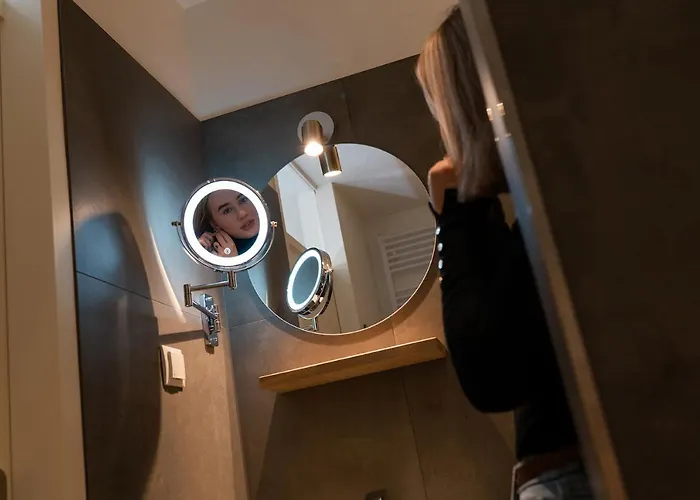 Boutique & Brasserie De Heerlyckheid