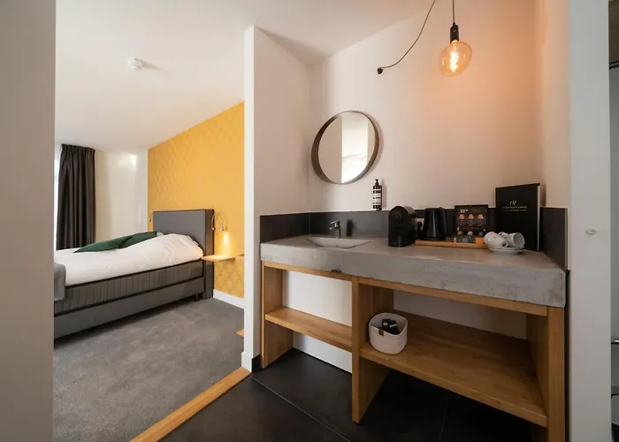 Boutique & Brasserie De Heerlyckheid