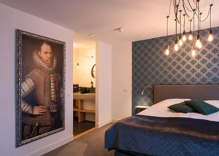 Boutique & Brasserie De Heerlyckheid Hotel