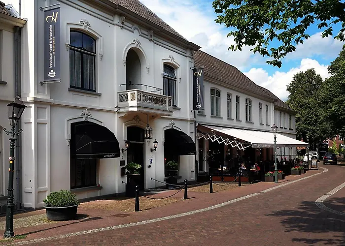 Boutique & Brasserie De Heerlyckheid