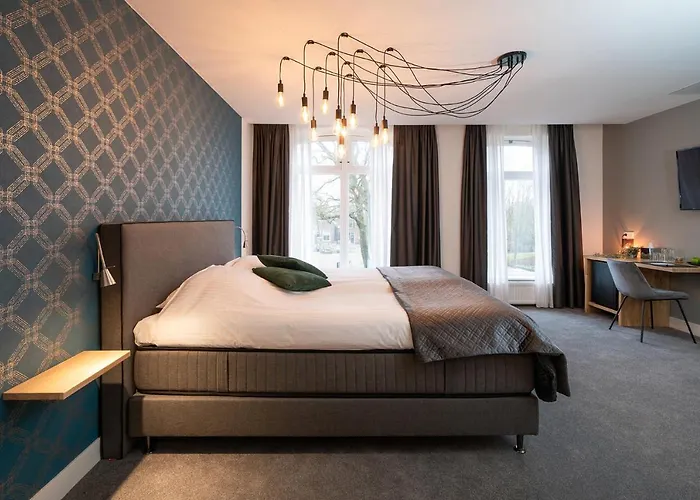 Boutique & Brasserie De Heerlyckheid Hotel