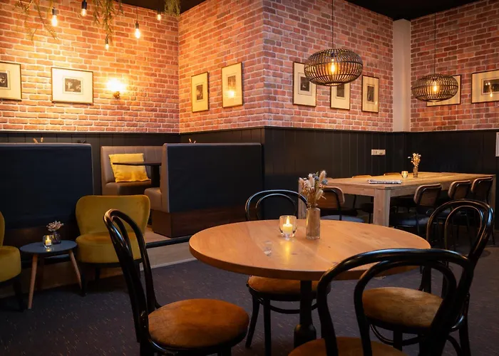 Boutique & Brasserie De Heerlyckheid Hotel *